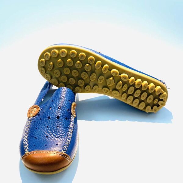 Woman moccasin bluette sabot perforated leather bottom rubber craft