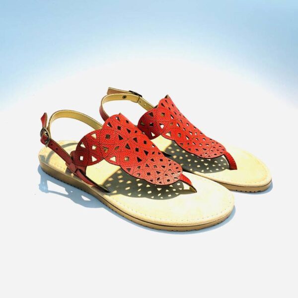 Red leather thong sandal for women with low rubber sole