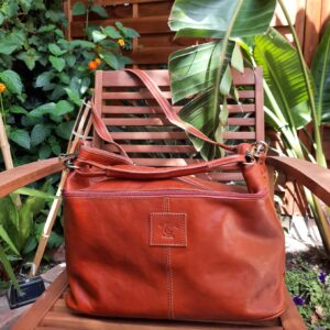 Handmade leather travel bag made in Italy