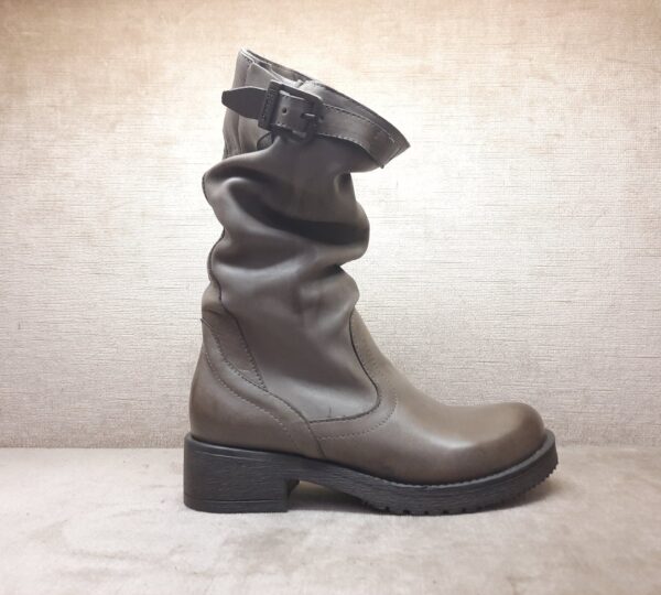 Handmade leather boot made in Italy taupe rubber sole